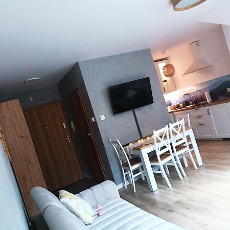 Szum Lomnicy Lägenhet Karpacz Exteriör bild